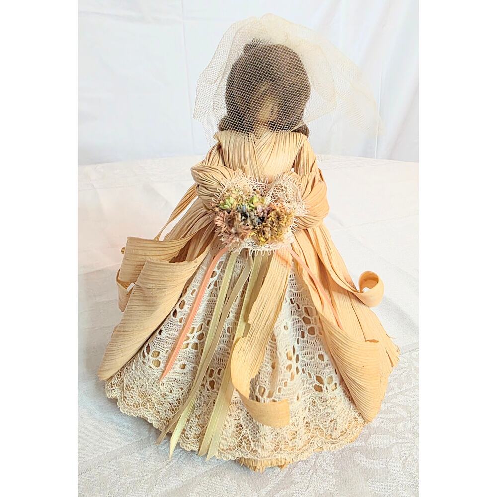 Vintage Bride Corn Husk Doll 7" Tall, 6" Wide Primitive Rustic Delicate
